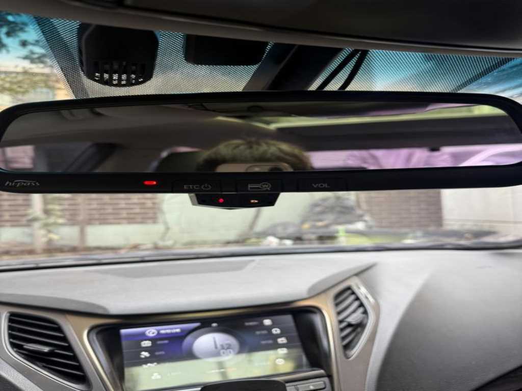 HYUNDAI Grandeur - Vista 5