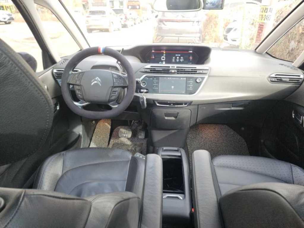 Citroen C4 - Vista 5