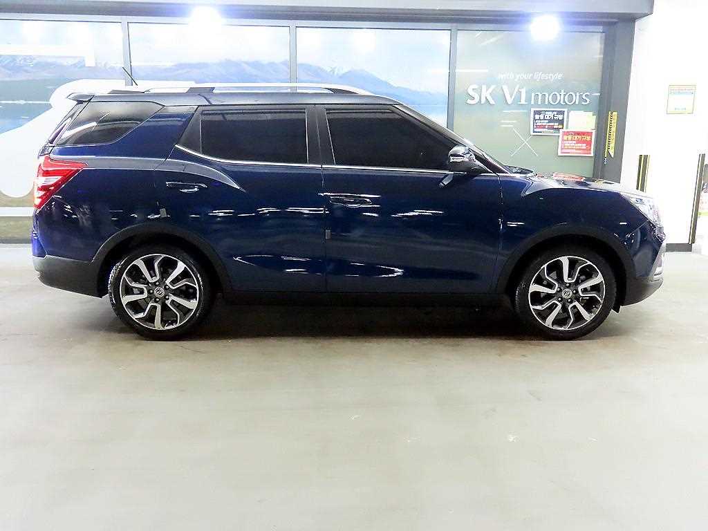 Ssangyong Tivoli - Vista 3