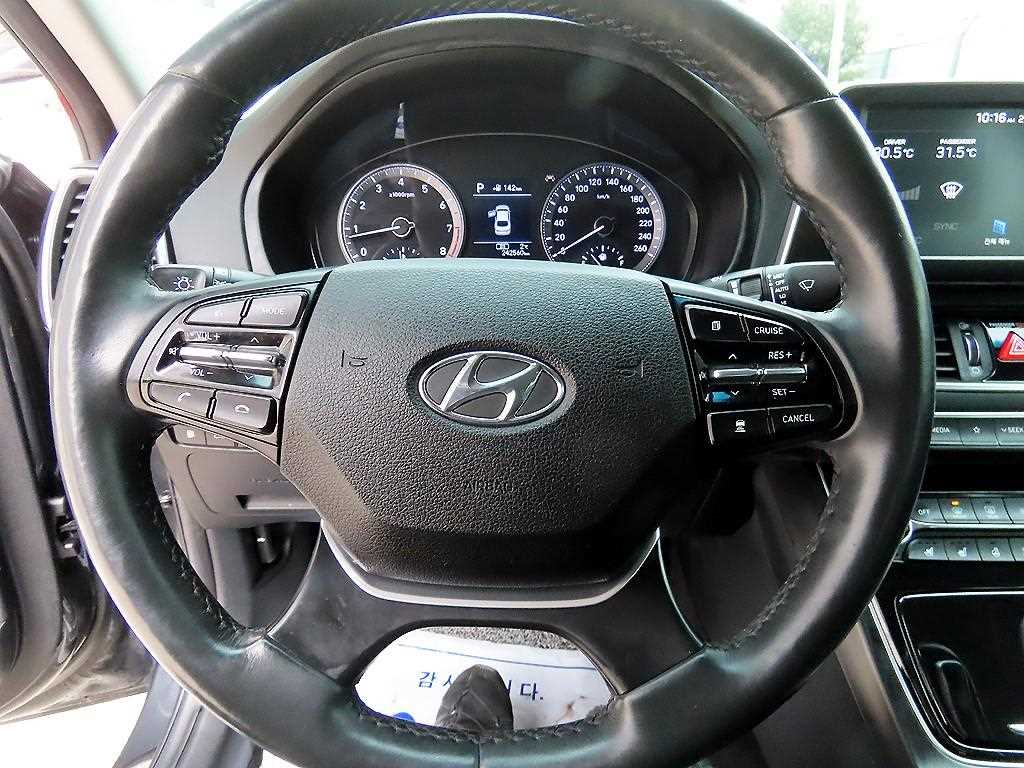 HYUNDAI Grandeur - Vista 8