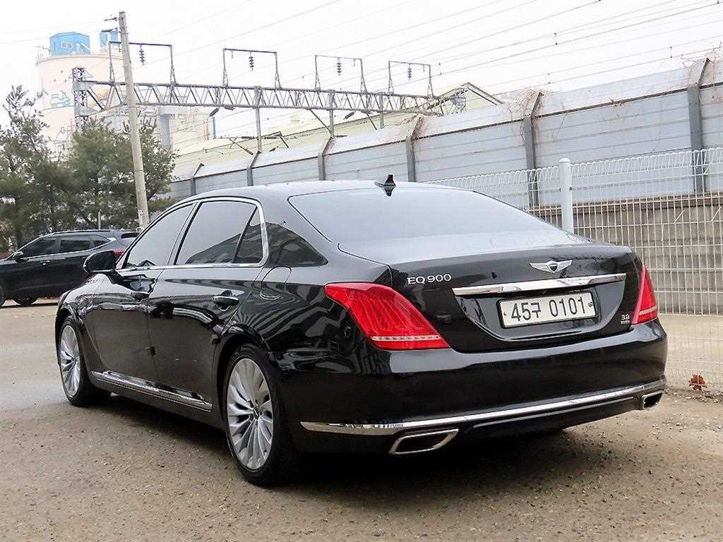 Genesis EQ900 - Vista 3