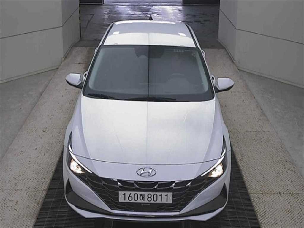 HYUNDAI Avante 2021 Blanco - Importación desde Corea - HF Imports Iquique - Foto 1