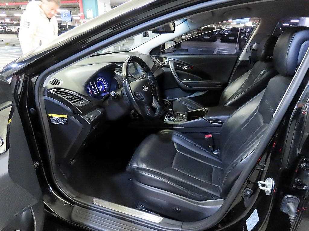 HYUNDAI Grandeur - Vista 6