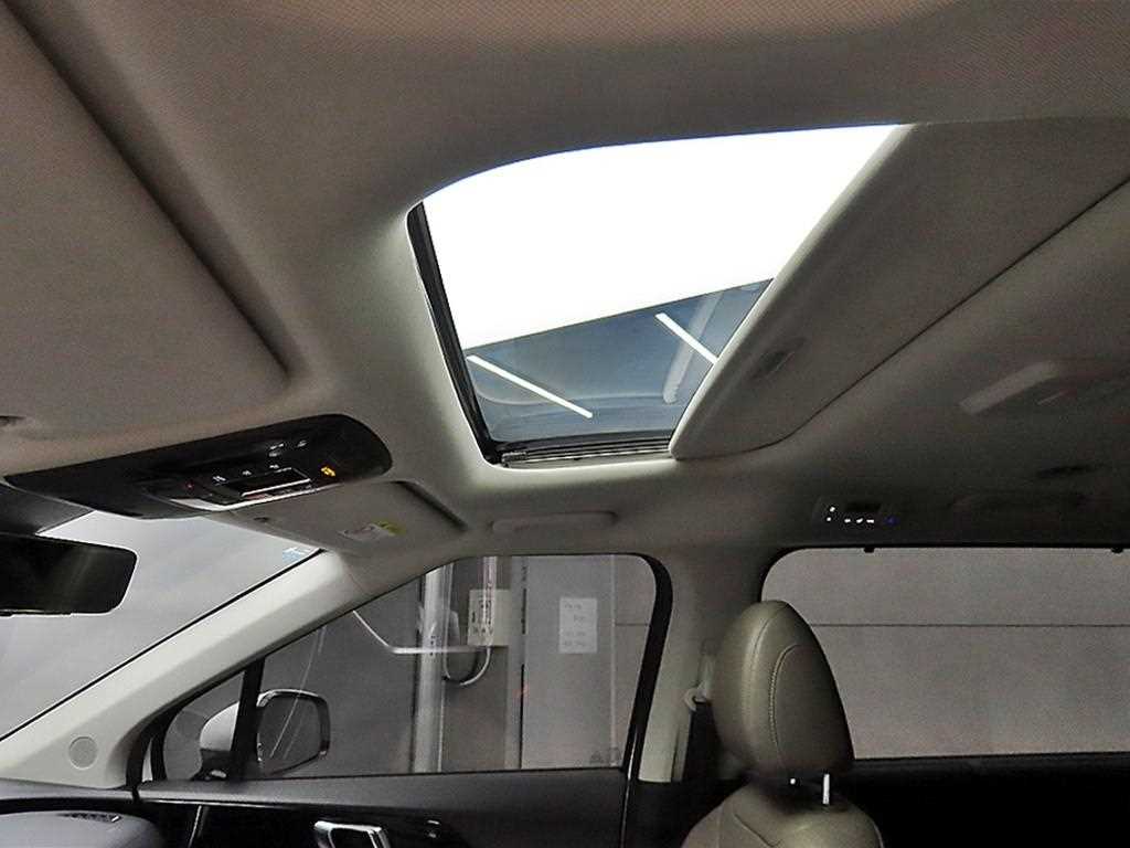 KIA Carnival 2025 Blanco - Importación desde Corea - HF Imports Iquique - Foto 15