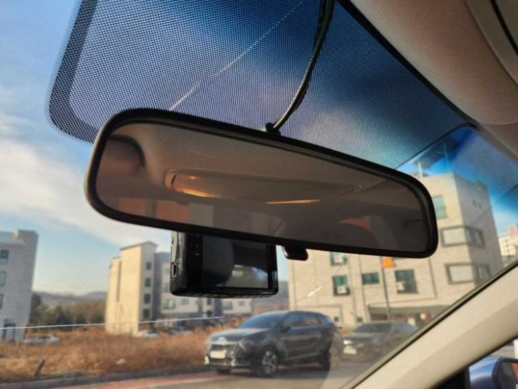 HYUNDAI Sonata - Vista 11