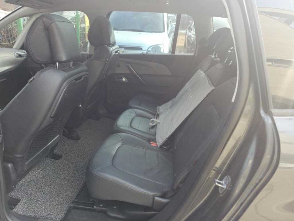 Citroen C4 - Vista 4