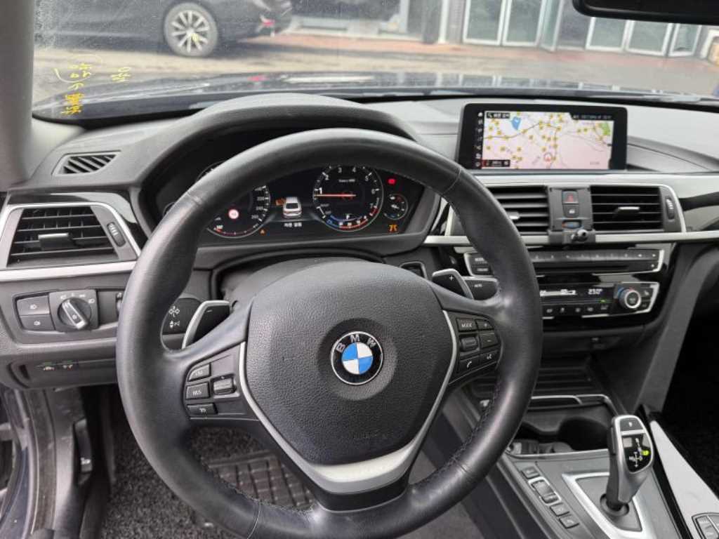 BMW 4 Series - Vista 8