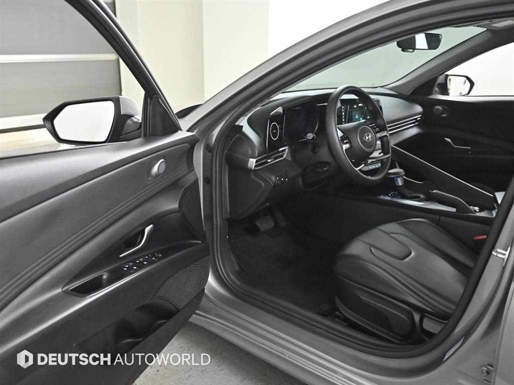 HYUNDAI Avante - Vista 11