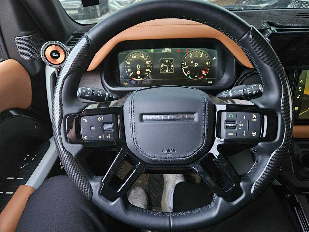Land Rover Defender - Vista 11