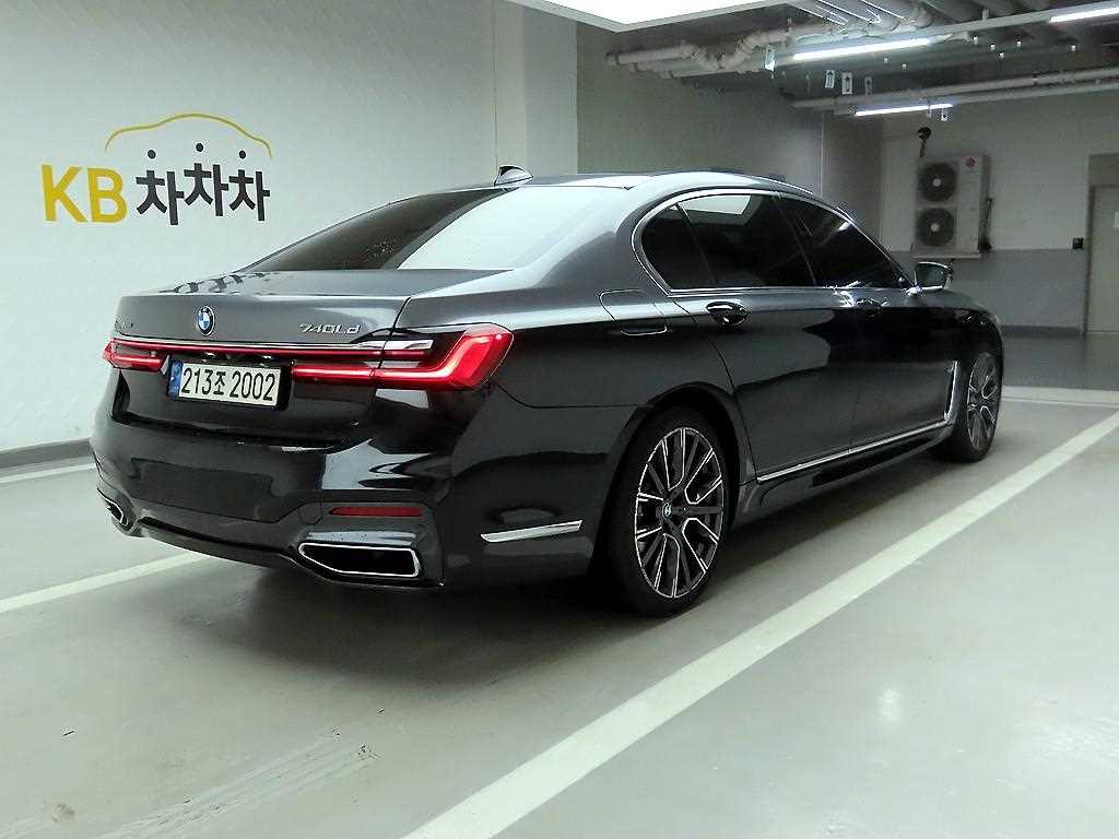 BMW 7 Series - Vista 4