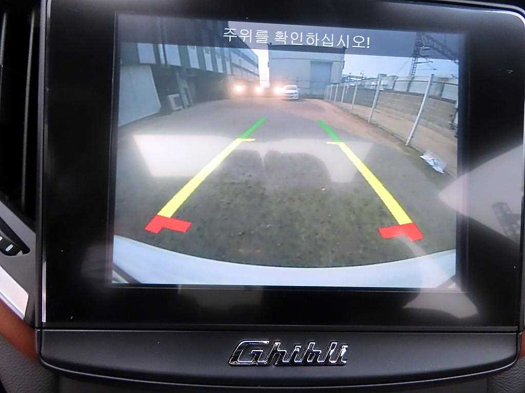 Maserati Ghibli 2018 Blanco - Importación desde Corea - HF Imports Iquique - Foto 14