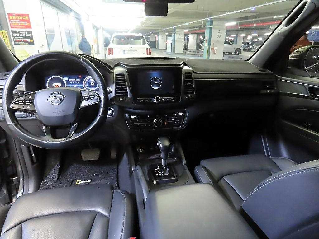 Ssangyong Rexton - Vista 10