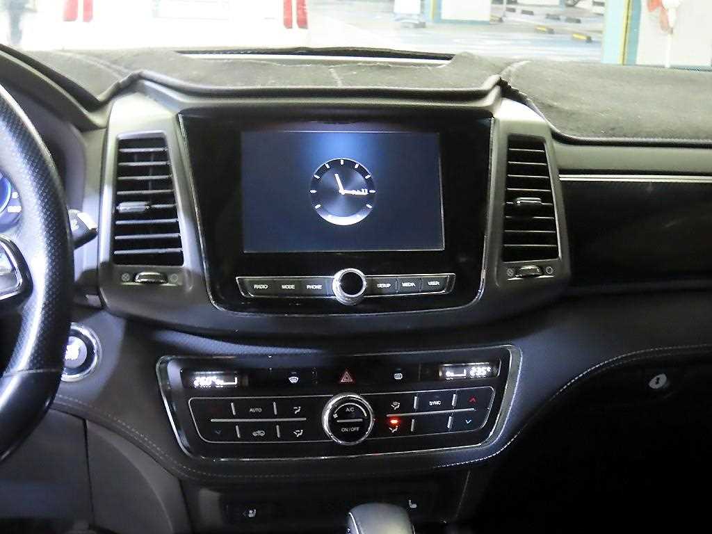 Ssangyong Rexton - Vista 11