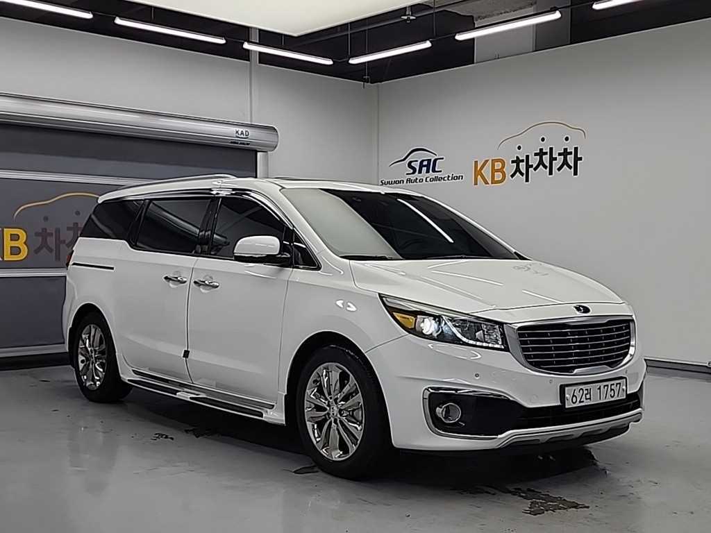 KIA Carnival - Vista 4