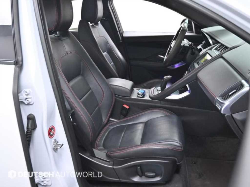 Jaguar E-PACE - Vista 10