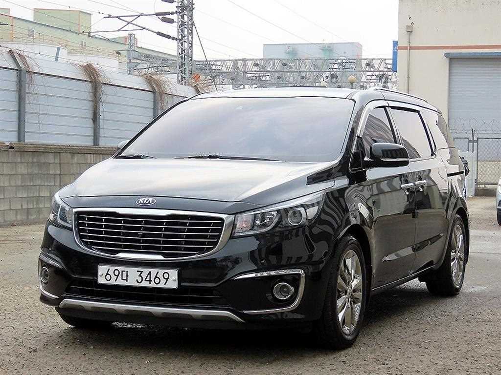 KIA Carnival - Vista 2