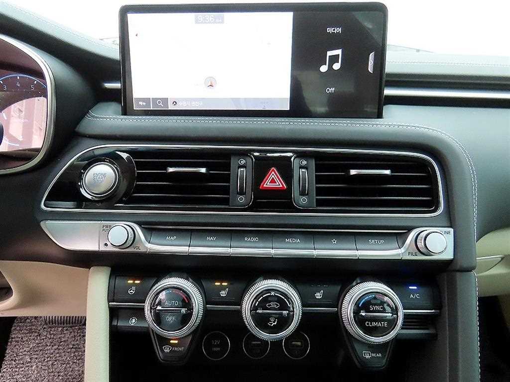 Genesis G70 2022 Blanco - Importación desde Corea - HF Imports Iquique - Foto 13