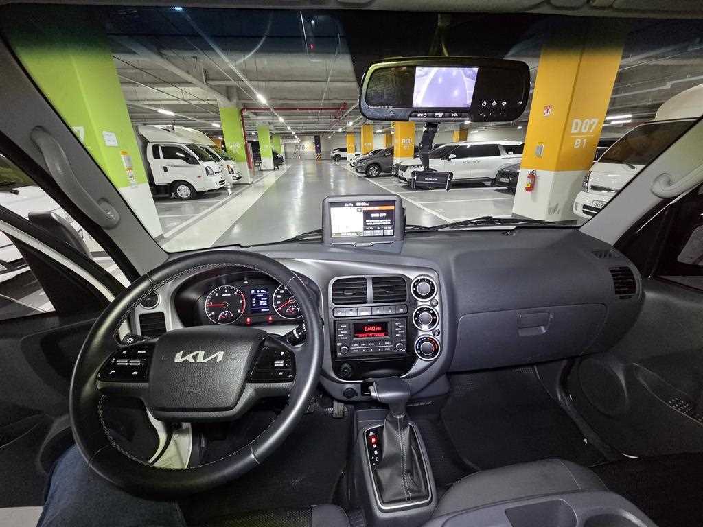 Small Truck Top_Wingbody 2023 Blanco - Importación desde Corea - HF Imports Iquique - Foto 14