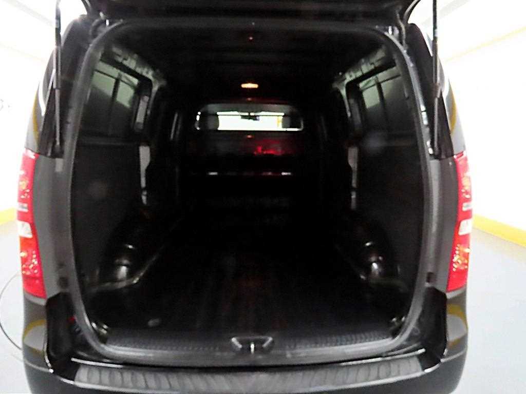 HYUNDAI Starex 2021 Negro - Importación desde Corea - HF Imports Iquique - Foto 18