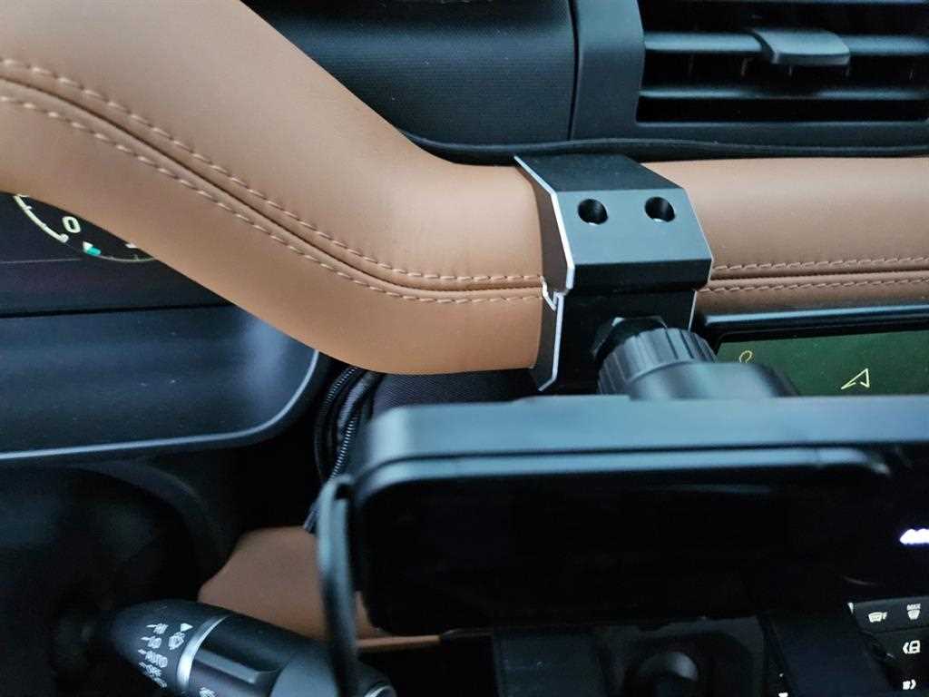 Land Rover Defender 2023 Negro - Importación desde Corea - HF Imports Iquique - Foto 17