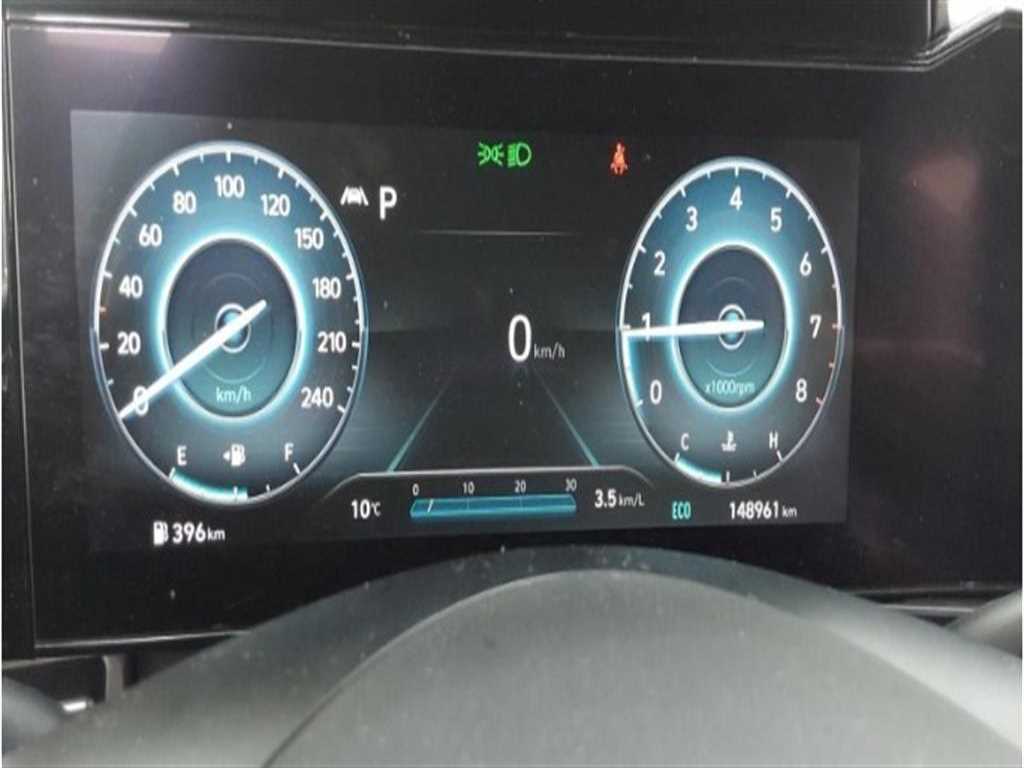 HYUNDAI Avante - Vista 6