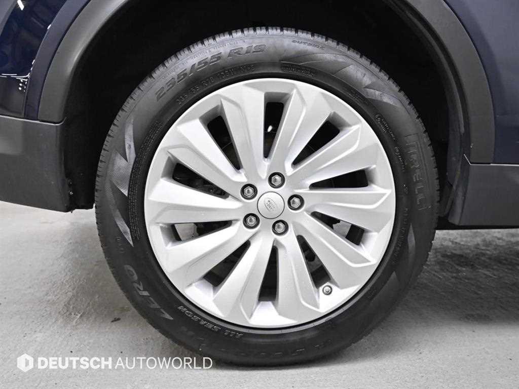 Land Rover Discovery Sports - Vista 5