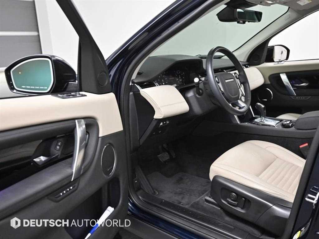 Land Rover Discovery Sports - Vista 11