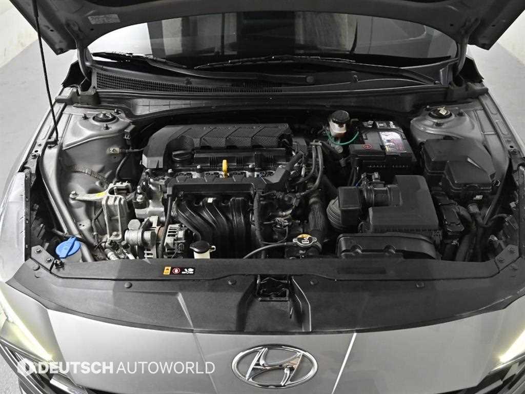 HYUNDAI Avante - Vista 6