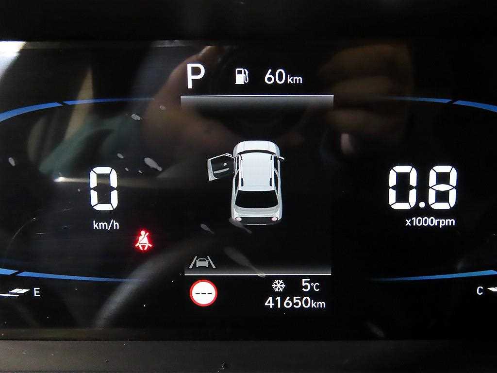 HYUNDAI Casper - Vista 9