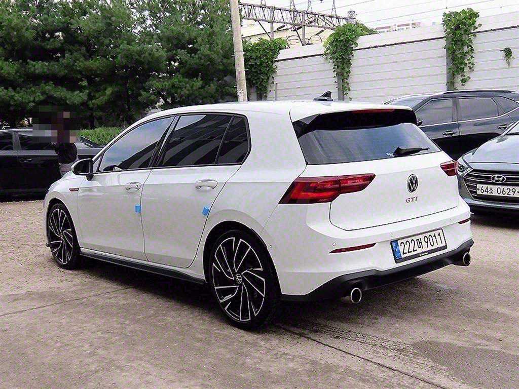 Volkswagen Golf - Vista 3