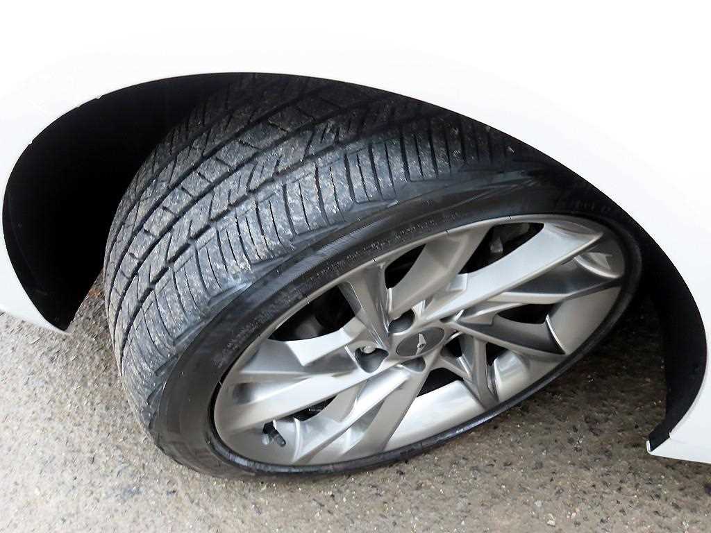 Genesis G70 2022 Blanco - Importación desde Corea - HF Imports Iquique - Foto 19