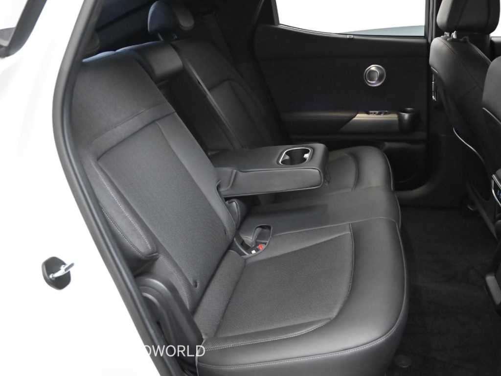 Genesis GV60 - Vista 12