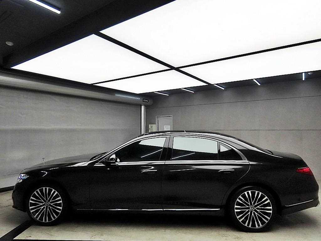 Mercedes Benz S Class - Vista 4