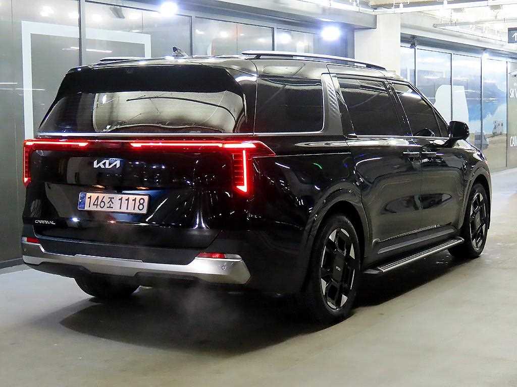 KIA Carnival - Vista 4