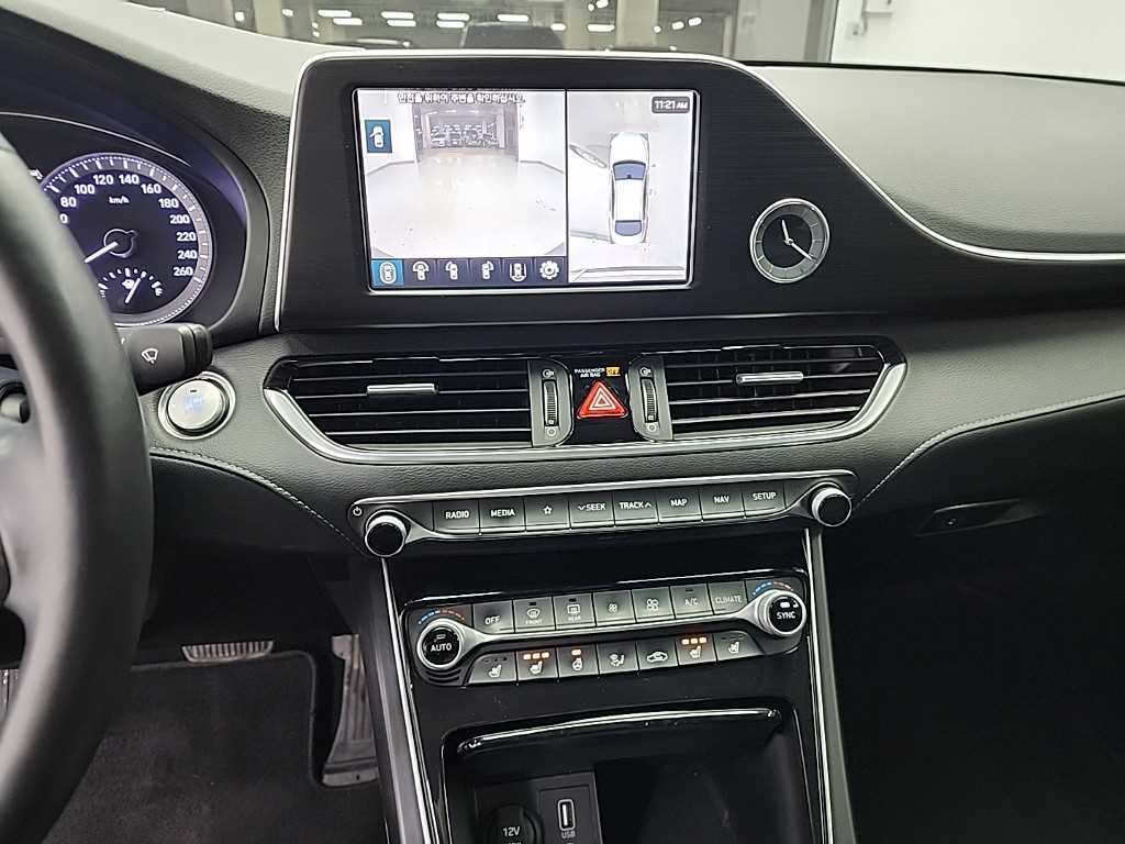 HYUNDAI Grandeur - Vista 10