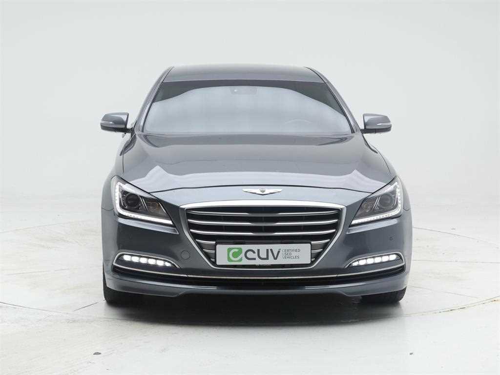 HYUNDAI Genesis - Vista 2