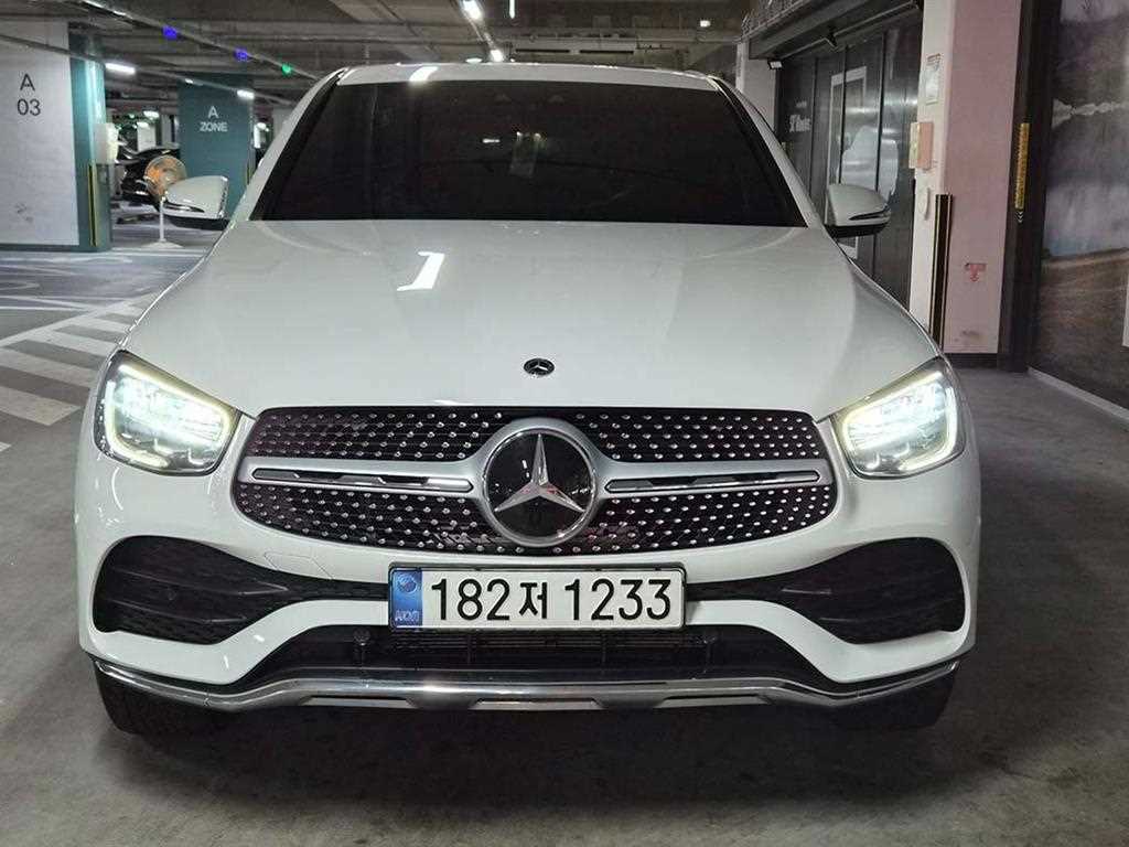 Mercedes Benz GLC Class - Vista 2