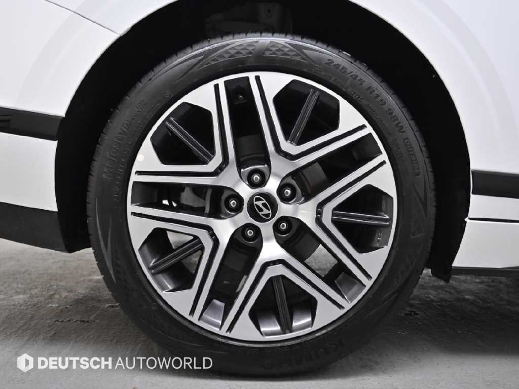 HYUNDAI Grandeur - Vista 5