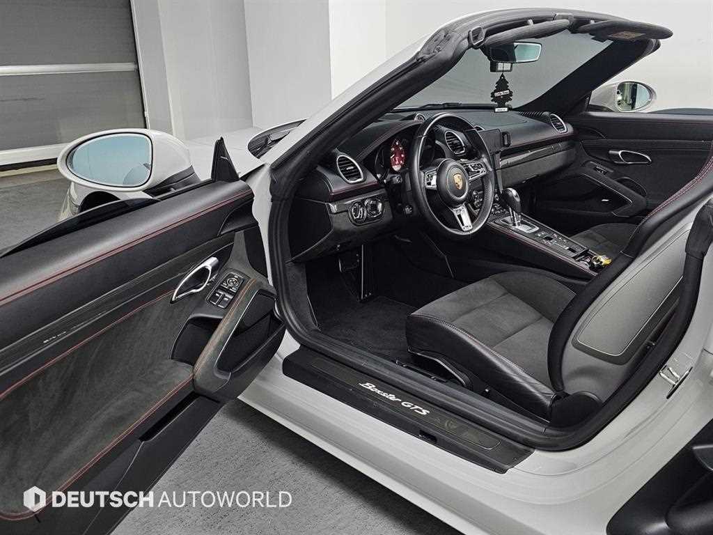 Porsche 718 - Vista 11