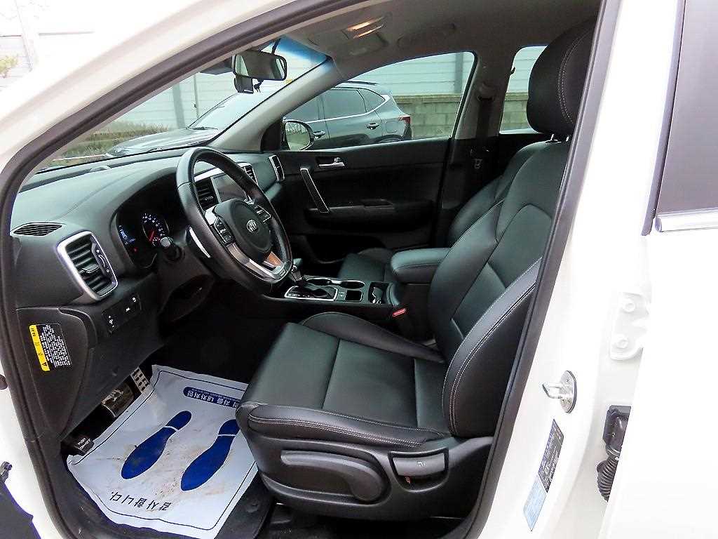 KIA Sportage - Vista 5