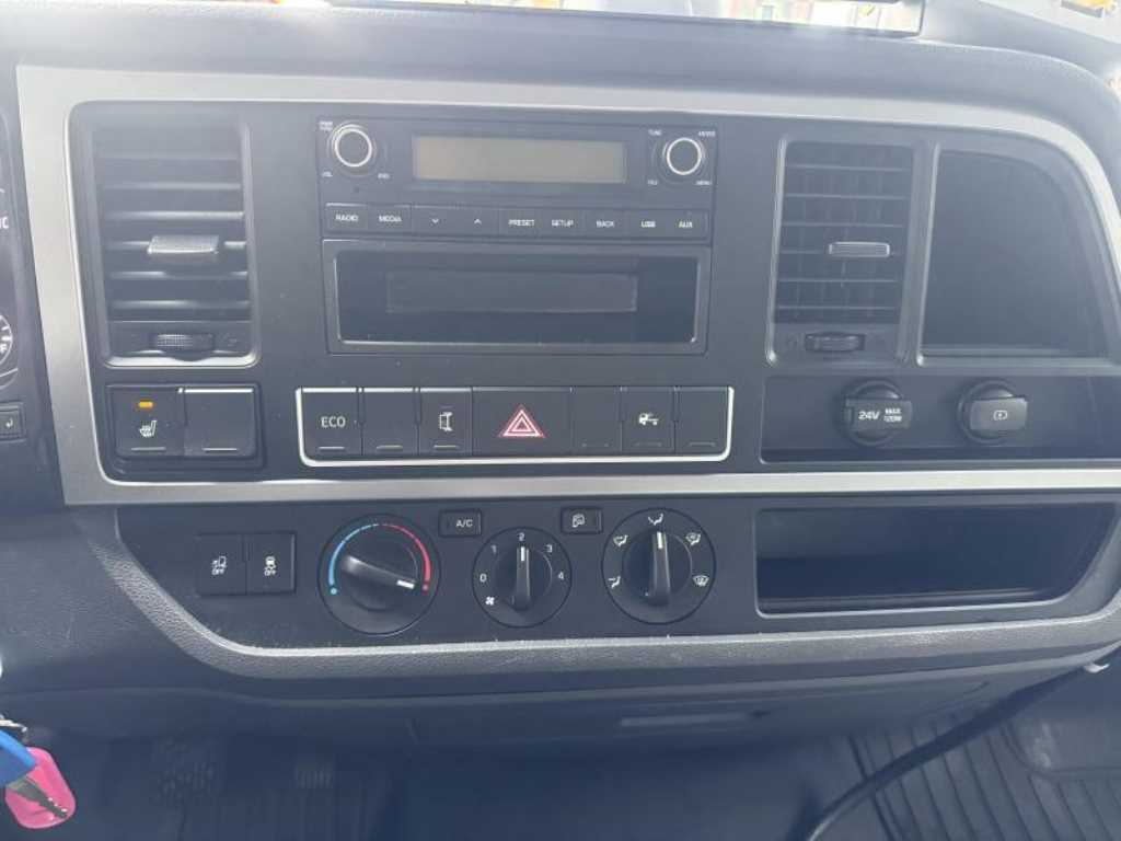 medium and large cargo apChoukJingae - Vista 12