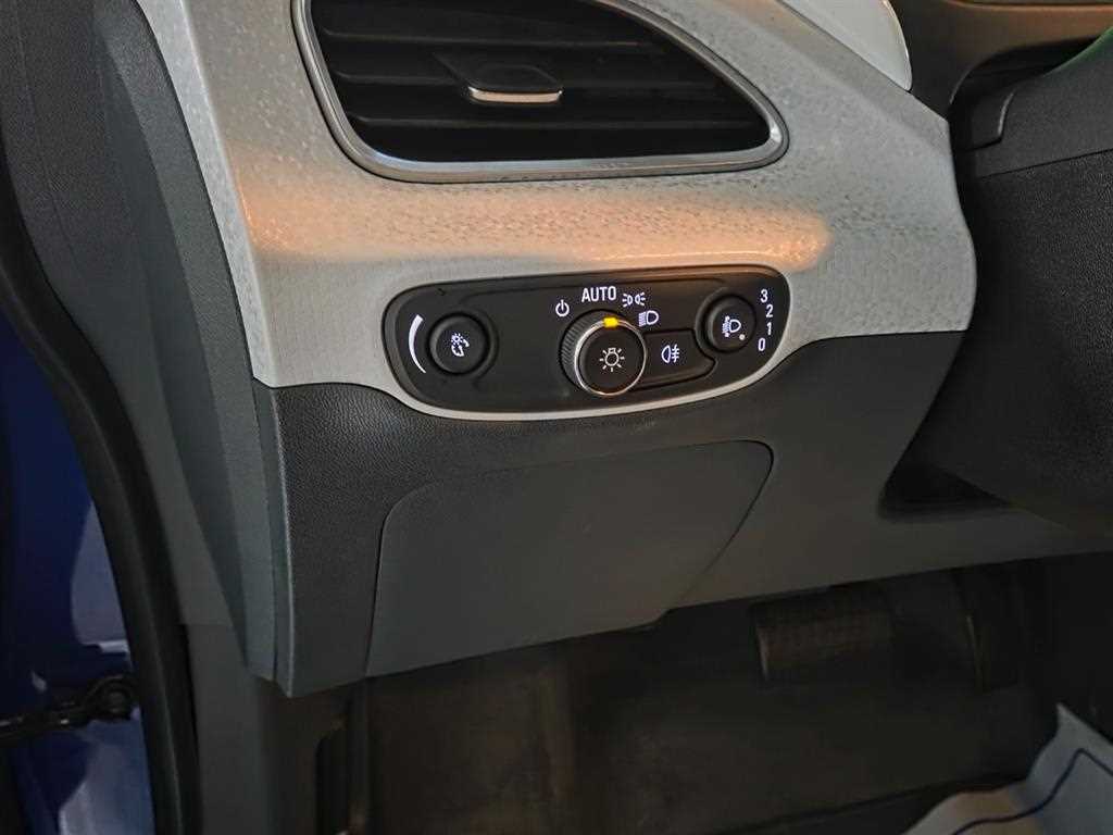 Chevrolet Bolt 2019 Azul - Importación desde Corea - HF Imports Iquique - Foto 13