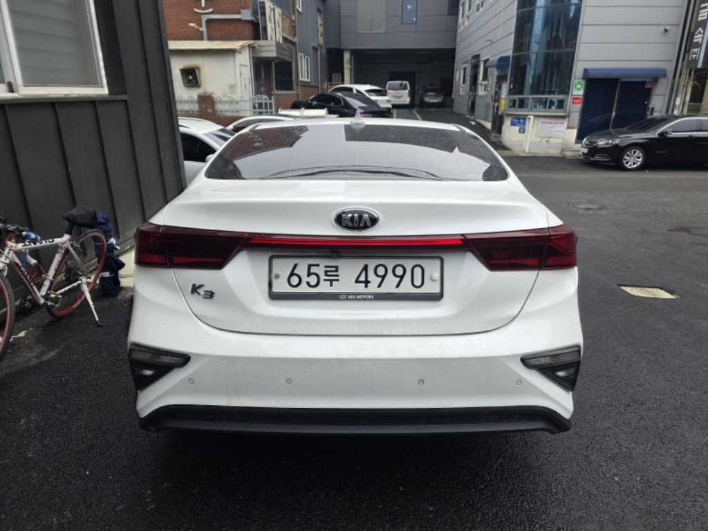 KIA K3 - Vista 3