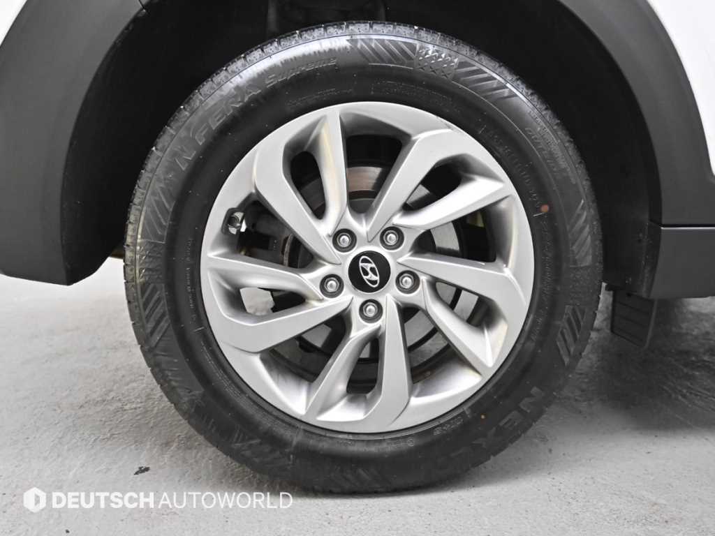 HYUNDAI Tucson - Vista 5