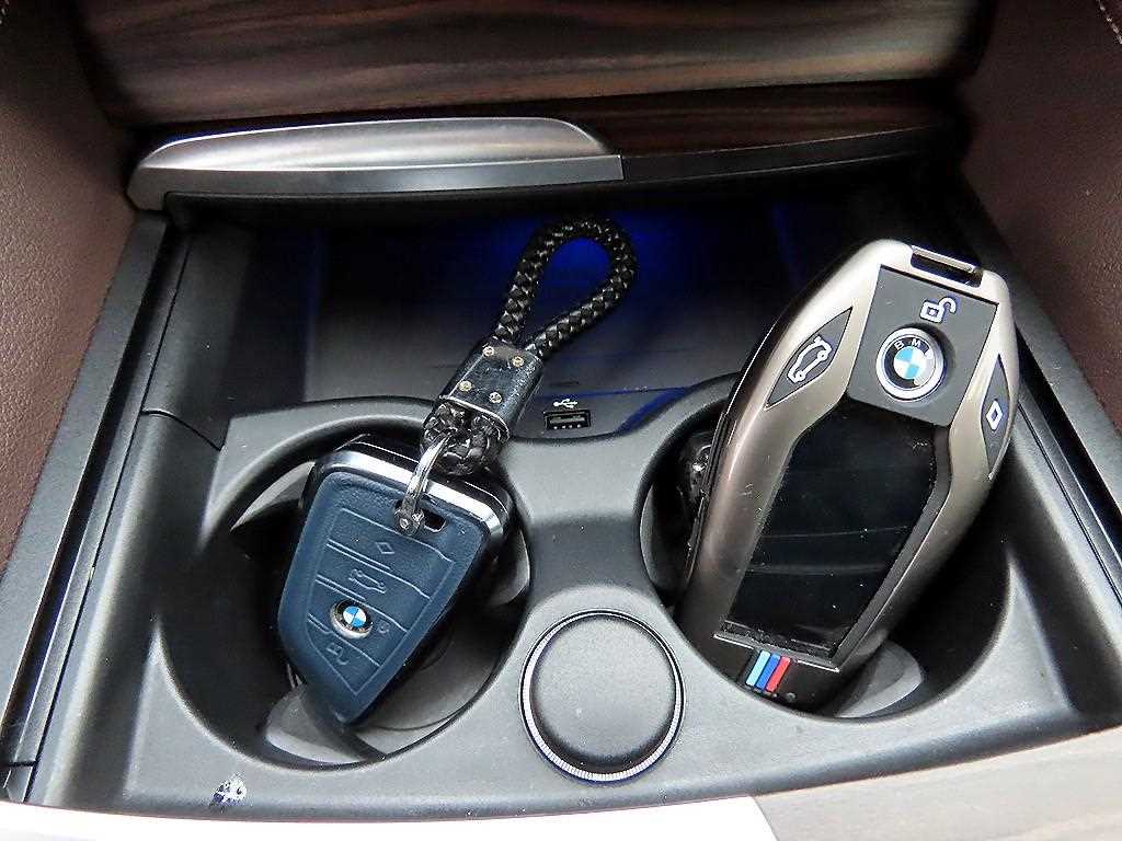 BMW 5 Series 2018 Blanco - Importación desde Corea - HF Imports Iquique - Foto 13