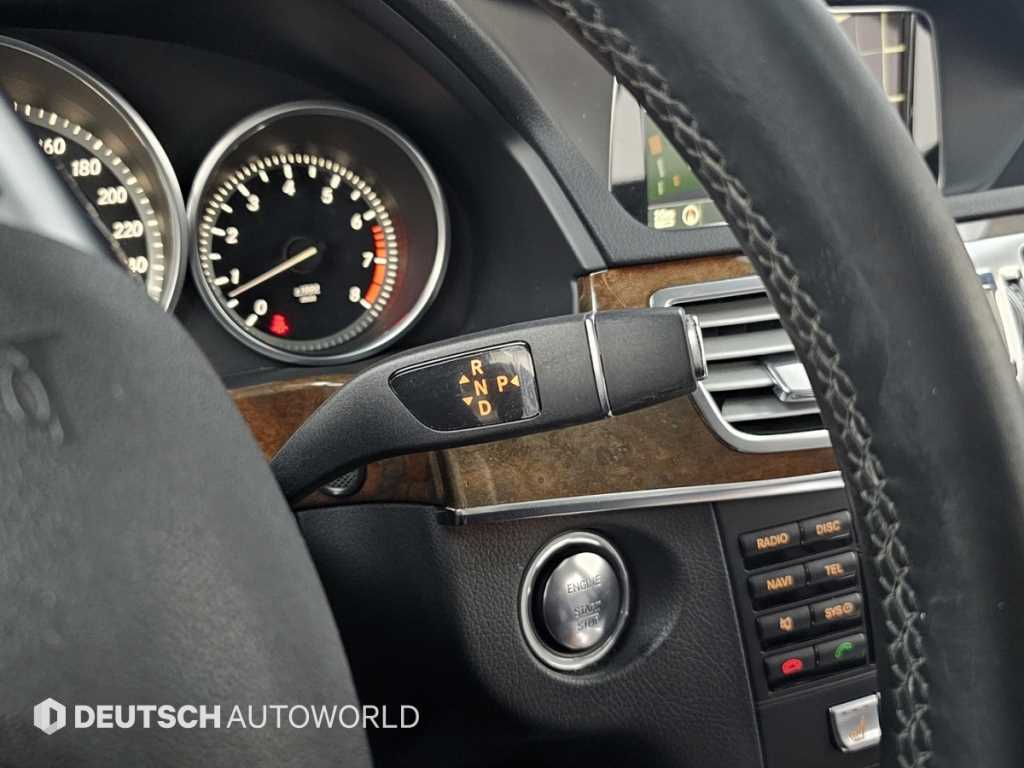 Mercedes Benz E class - Vista 9