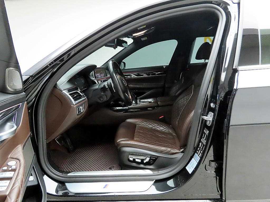 BMW 7 Series 2020 Negro - Importación desde Corea - HF Imports Iquique - Foto 13