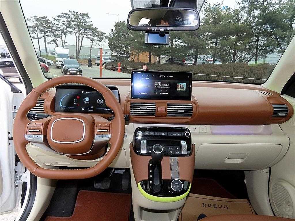 HYUNDAI Casper - Vista 7