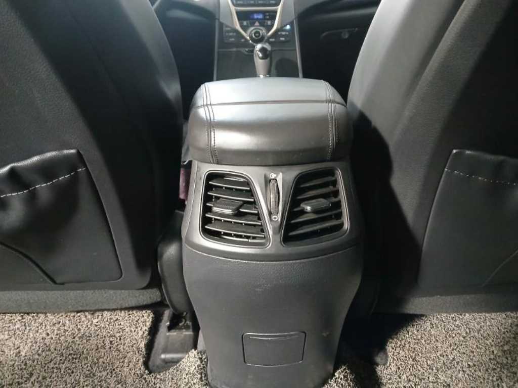 HYUNDAI Grandeur 2014 Negro - Importación desde Corea - HF Imports Iquique - Foto 16