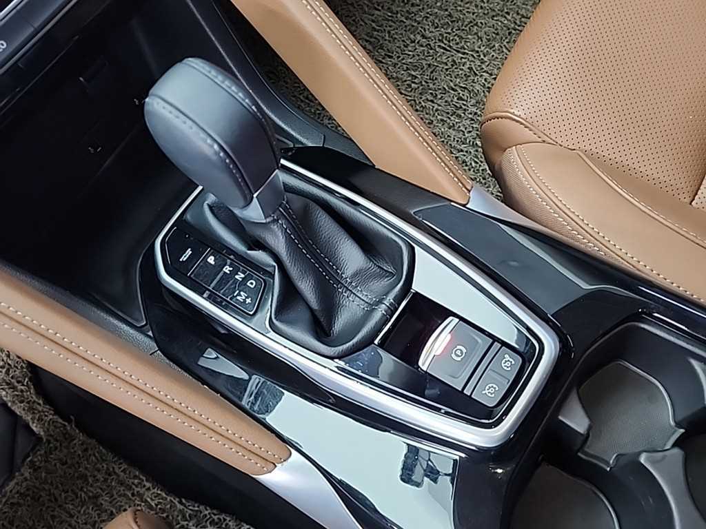 SAMSUNG QM6 - Vista 8